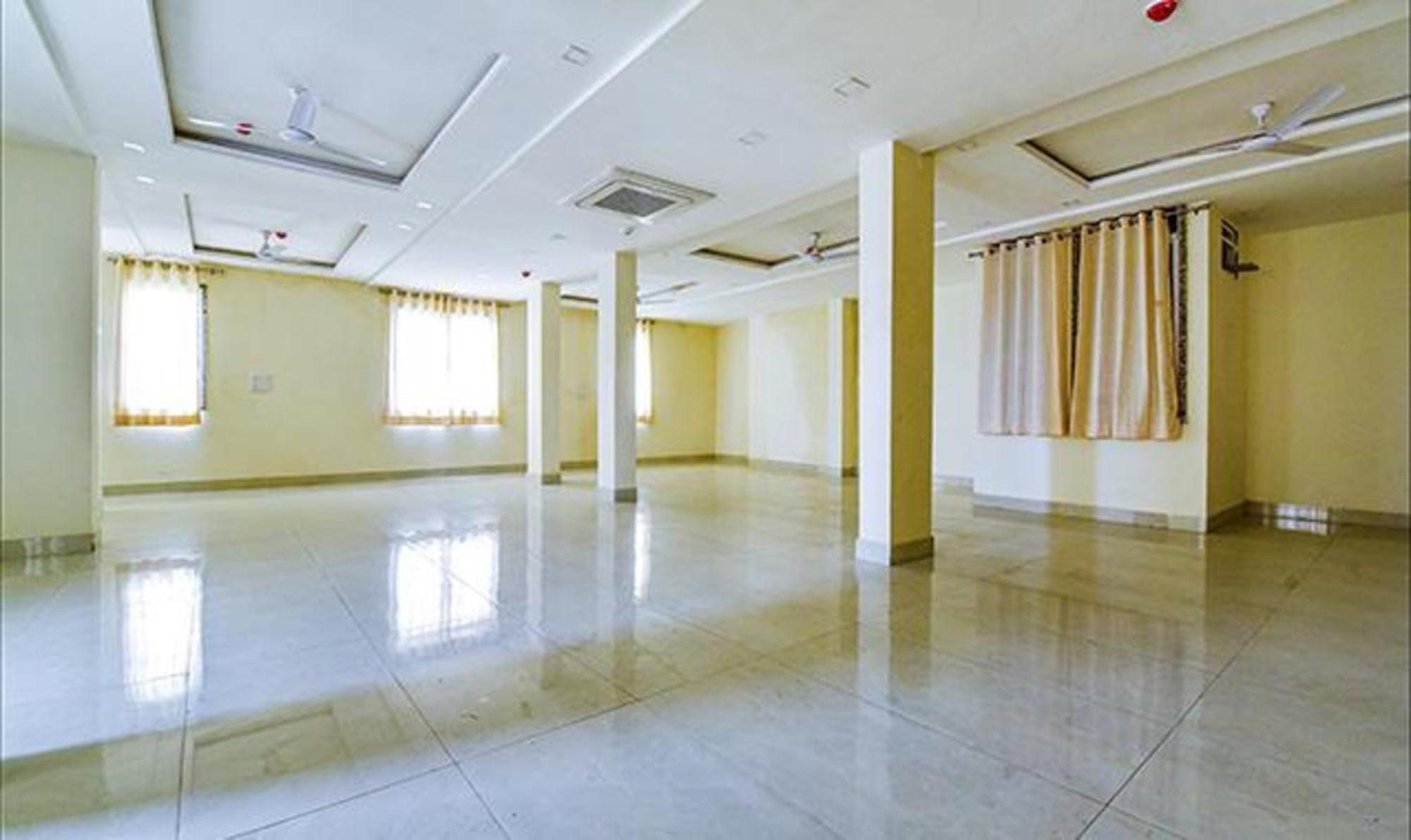 Fabhotel Diamond I 3*